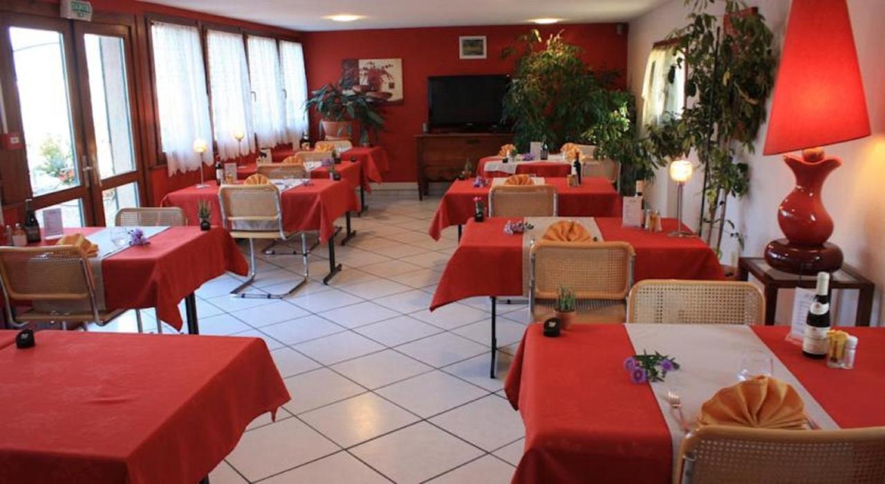 Contact Hotel Arc-En-Ciel - Reouverture - Entierement Renove Miluza Zewnętrze zdjęcie