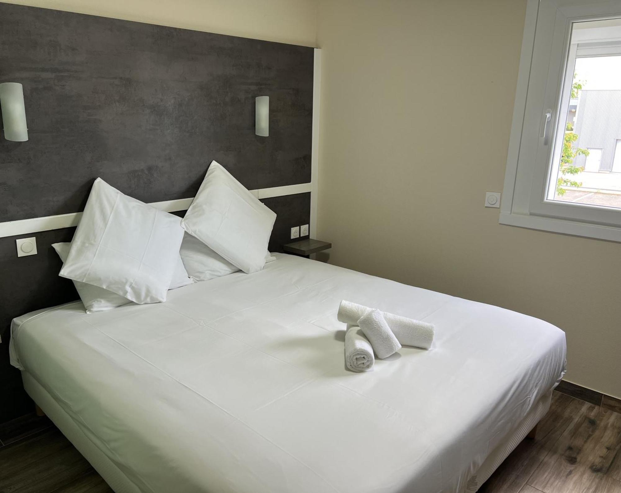 Contact Hotel Arc-En-Ciel - Reouverture - Entierement Renove Miluza Zewnętrze zdjęcie
